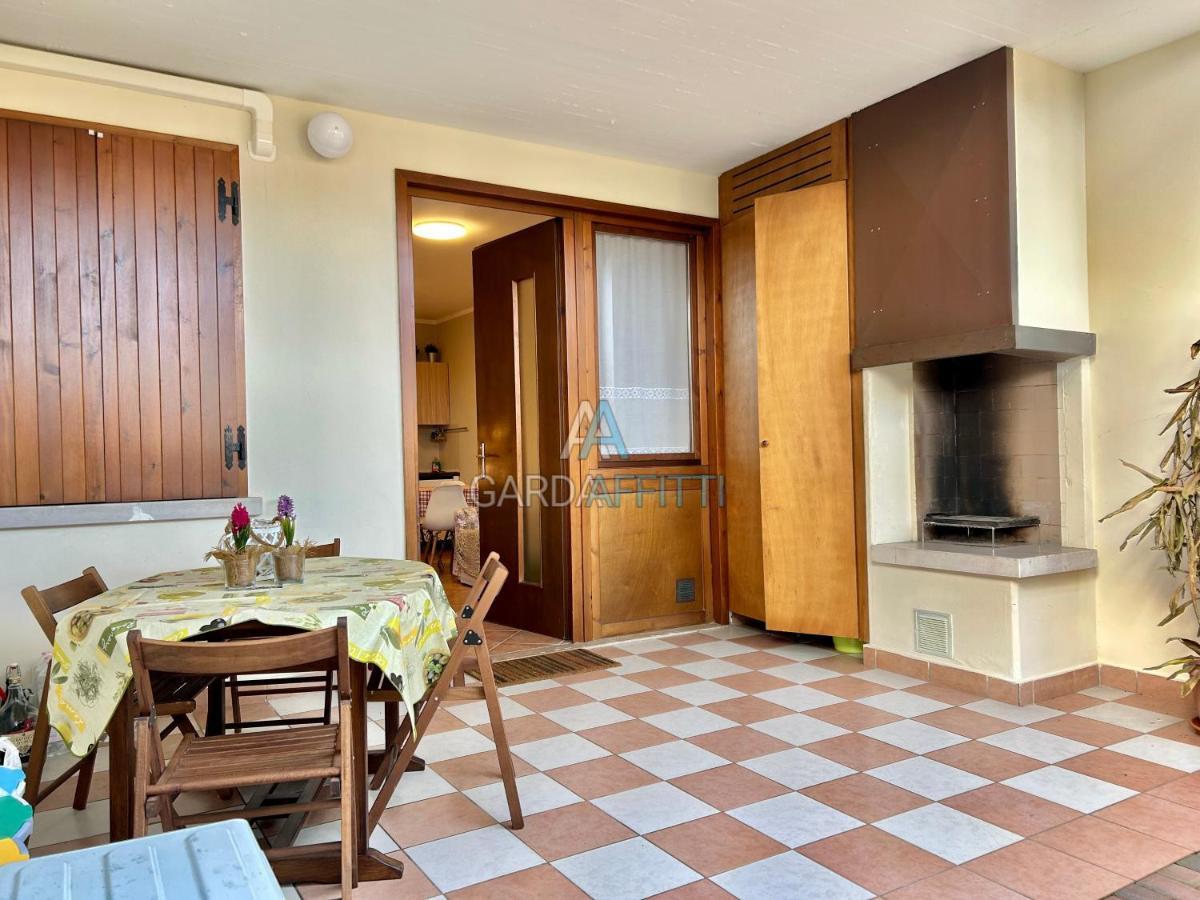 Perla Apartment - 3 Piscine E Un Bar - Desenzano Дезенцано-дель-Гарда Екстер'єр фото