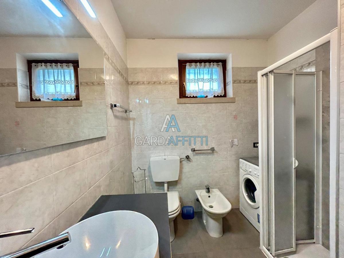 Perla Apartment - 3 Piscine E Un Bar - Desenzano Дезенцано-дель-Гарда Екстер'єр фото